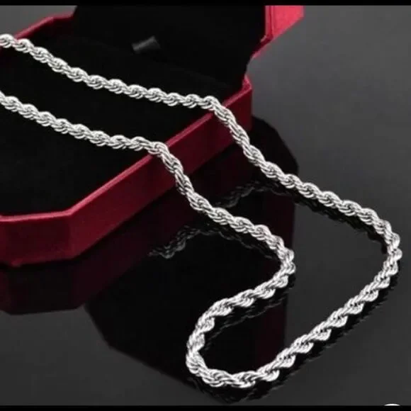 ✨ New 925 sterling silver rope chain 22 inches long ✨ - Picture 1 of 6